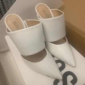 White crocodile mules Schutz Shoes 5.5.